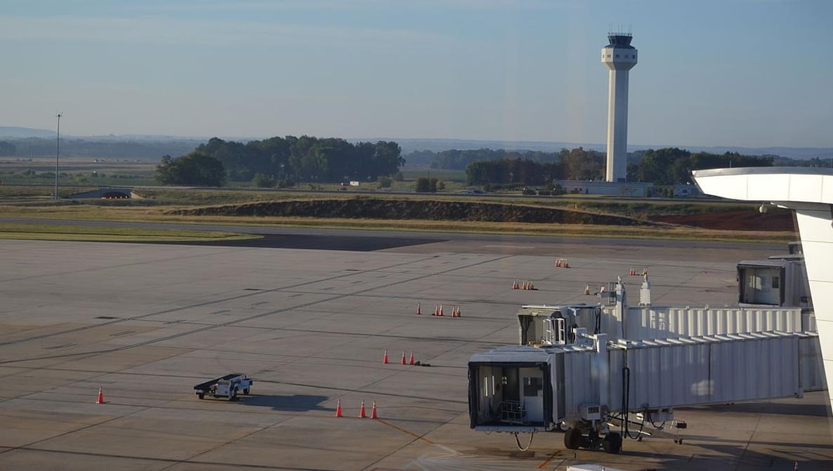 Huntsville International Airport-Carl T Jones Field
