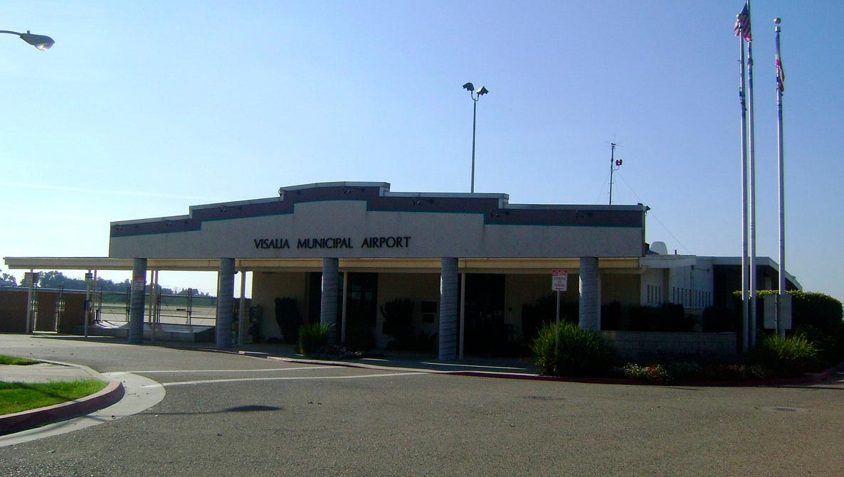 Visalia Municipal Airport (VIS) Map